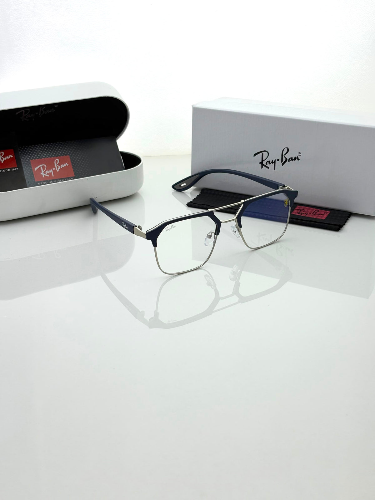 Ray Ba_n 04 silver blue Plano
