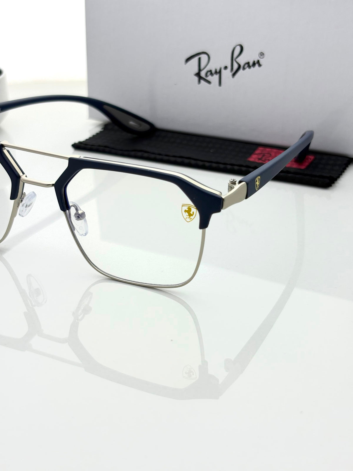 Ray Ba_n 04 silver blue Plano