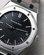 Audemaar_s Piguet Royal Oak Quartz Silver-Black